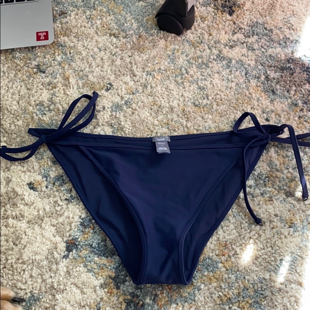 Bathing suit bottoms
